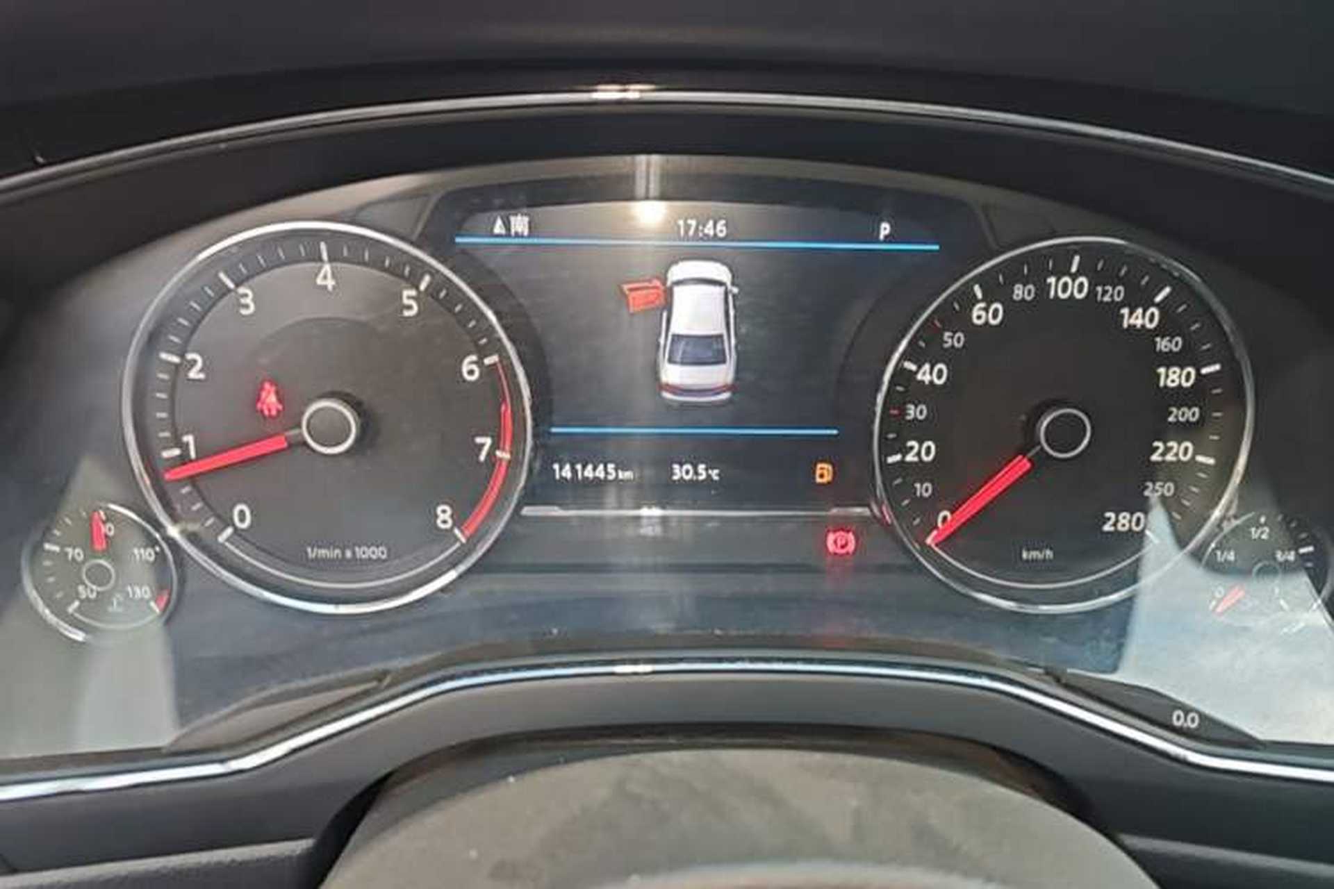 Used Volkswagen Phideon 2016 380TSI Two-Wheel-Drive Supreme Edition Instrument Cluster