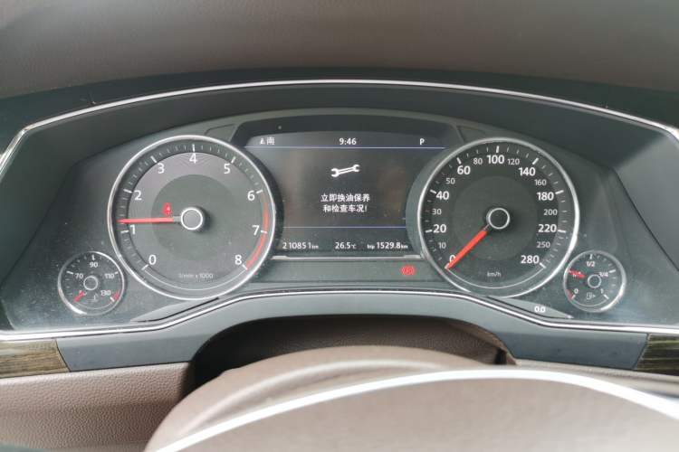 Used Volkswagen Phideon 2016 380TSI Two-Wheel-Drive Supreme Edition Instrument Cluster
