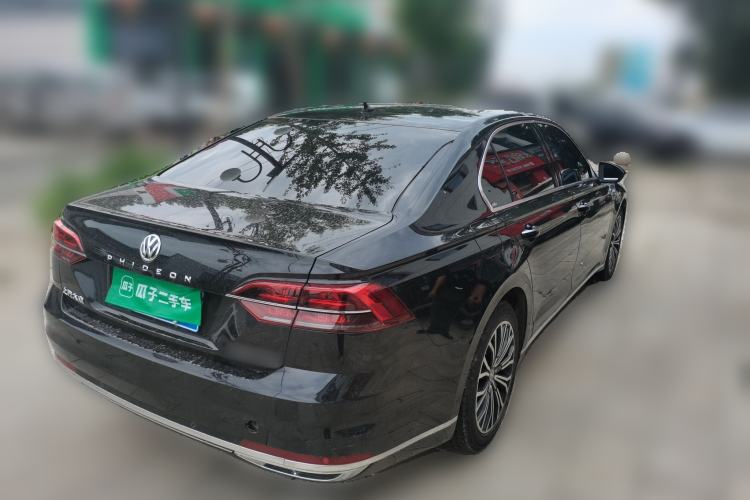 Used Volkswagen Phideon 2016 380TSI Two-Wheel-Drive Supreme Edition Rear Right 45 Deg