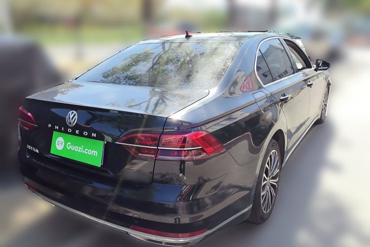 Used Volkswagen Phideon 2016 380TSI Two-Wheel-Drive Supreme Edition Rear Right 45 Deg