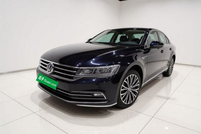 Ojetý Volkswagen Phideon 2016 380TSI Two-Wheel-Drive Luxury Edition