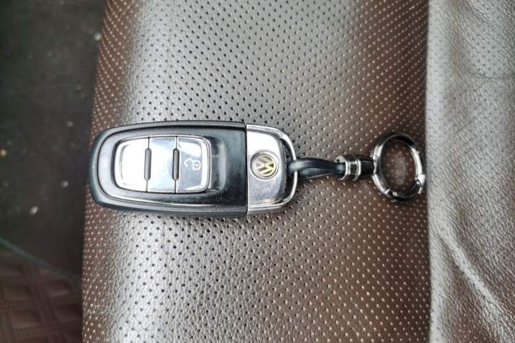 Used Volkswagen Phideon 2016 380TSI Two-Wheel-Drive Supreme Edition Vehicle Key