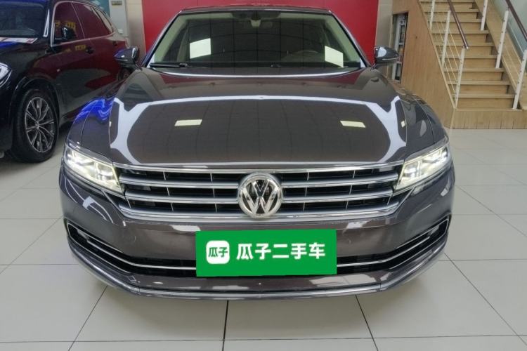 Used Volkswagen Phideon 2016 380TSI Two-Wheel-Drive Supreme Edition Front