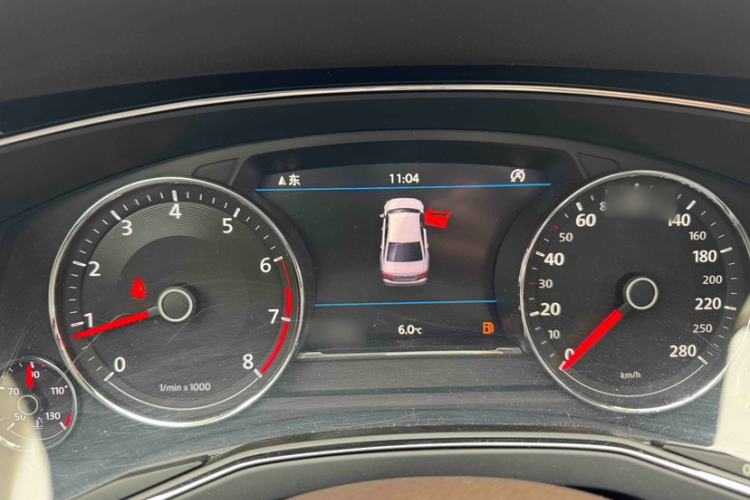 Used Volkswagen Phideon 2016 380TSI Two-Wheel-Drive Supreme Edition Instrument Cluster