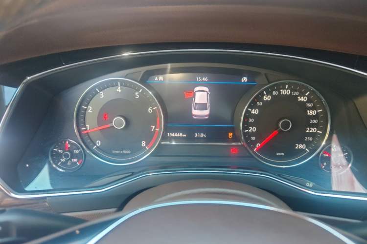 Used Volkswagen Phideon 2016 380TSI Two-Wheel-Drive Supreme Edition Instrument Cluster