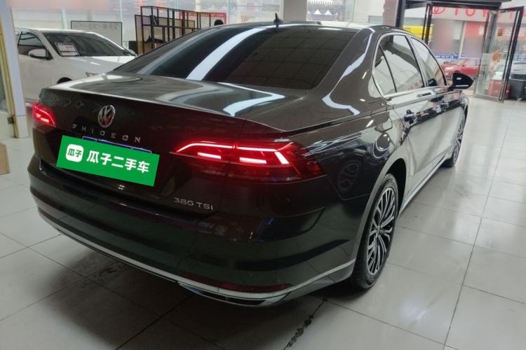 Used Volkswagen Phideon 2016 380TSI Two-Wheel-Drive Supreme Edition Rear Right 45 Deg