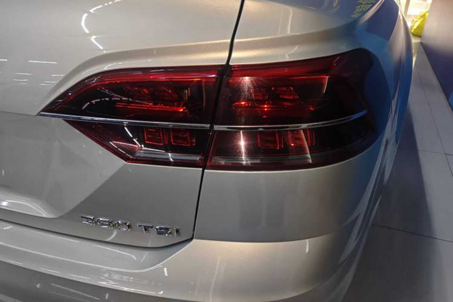 Used Volkswagen Phideon 2016 380TSI Two-Wheel-Drive Luxury Edition Exterior 1
