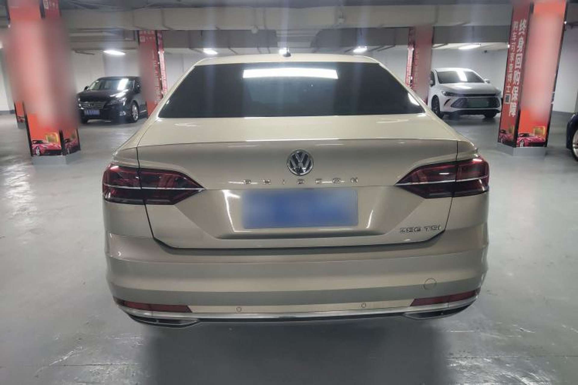 Used Volkswagen Phideon 2016 380TSI Two-Wheel-Drive Luxury Edition Exterior 4