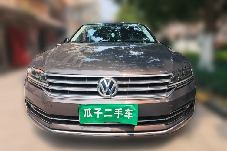 Used Volkswagen Phideon 2016 380TSI Two-Wheel-Drive Luxury Edition Front