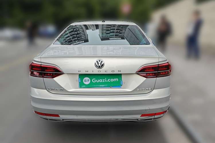 Used Volkswagen Phideon 2016 380TSI Two-Wheel-Drive Executive Version Rear