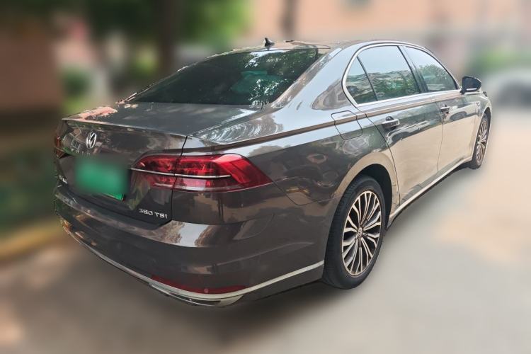 Used Volkswagen Phideon 2016 380TSI Two-Wheel-Drive Luxury Edition Rear Right 45 Deg