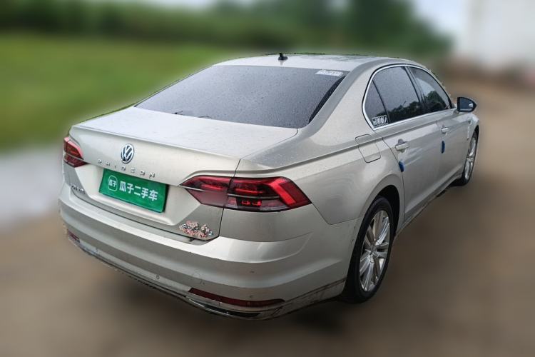 Used Volkswagen Phideon 2016 380TSI Two-Wheel-Drive Executive Version Rear Right 45 Deg