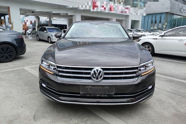 Used Volkswagen Phideon 2016 380TSI Two-Wheel-Drive Supreme Edition Front