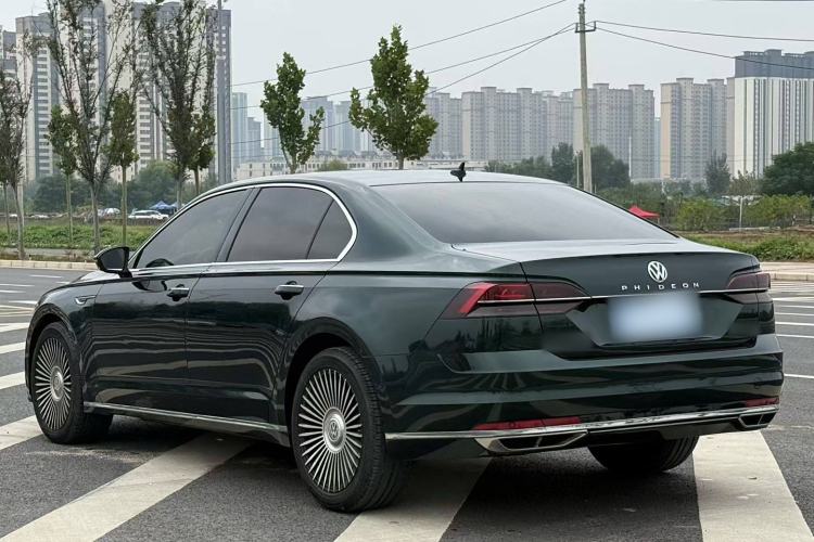 Used Volkswagen Phideon 2016 380TSI Two-Wheel-Drive Executive Version Exterior 5