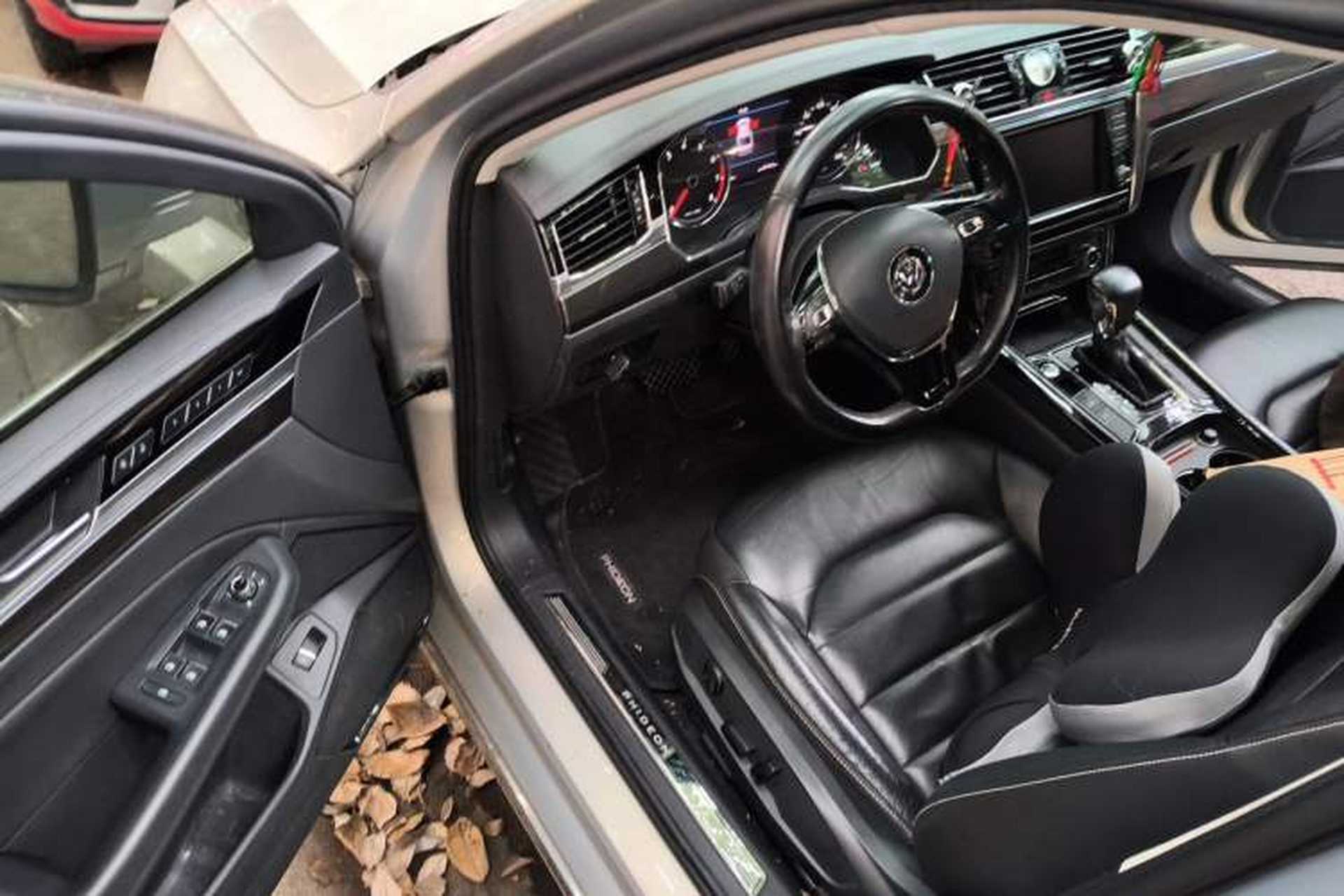 Used Volkswagen Phideon 2016 380TSI Two-Wheel-Drive Luxury Edition Driver Seat