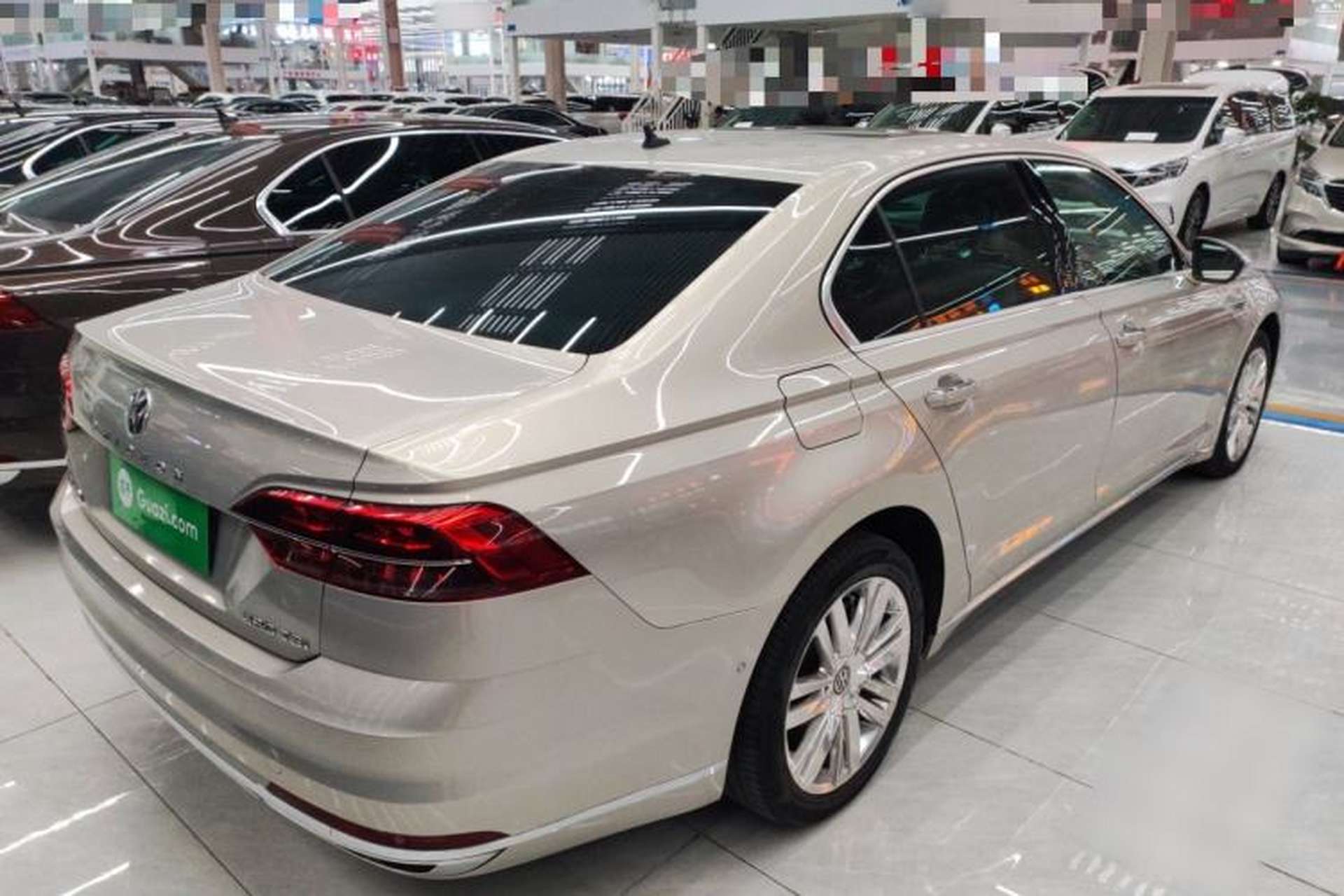 Used Volkswagen Phideon 2016 380TSI Two-Wheel-Drive Executive Version Rear Right 45 Deg
