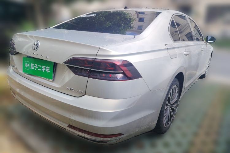 Used Volkswagen Phideon 2016 380TSI Two-Wheel-Drive Luxury Edition Rear Right 45 Deg