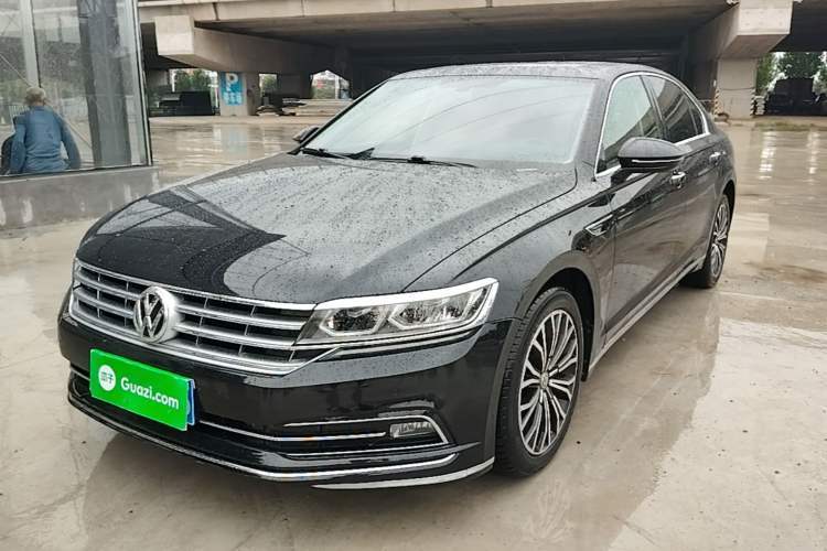 Used Volkswagen Phideon 2018 Revised Version 380TSI Two-Wheel Drive Business Edition Guazi used car, China used car export, Used car for sale, Used  cars, Cheapest cars for sale
