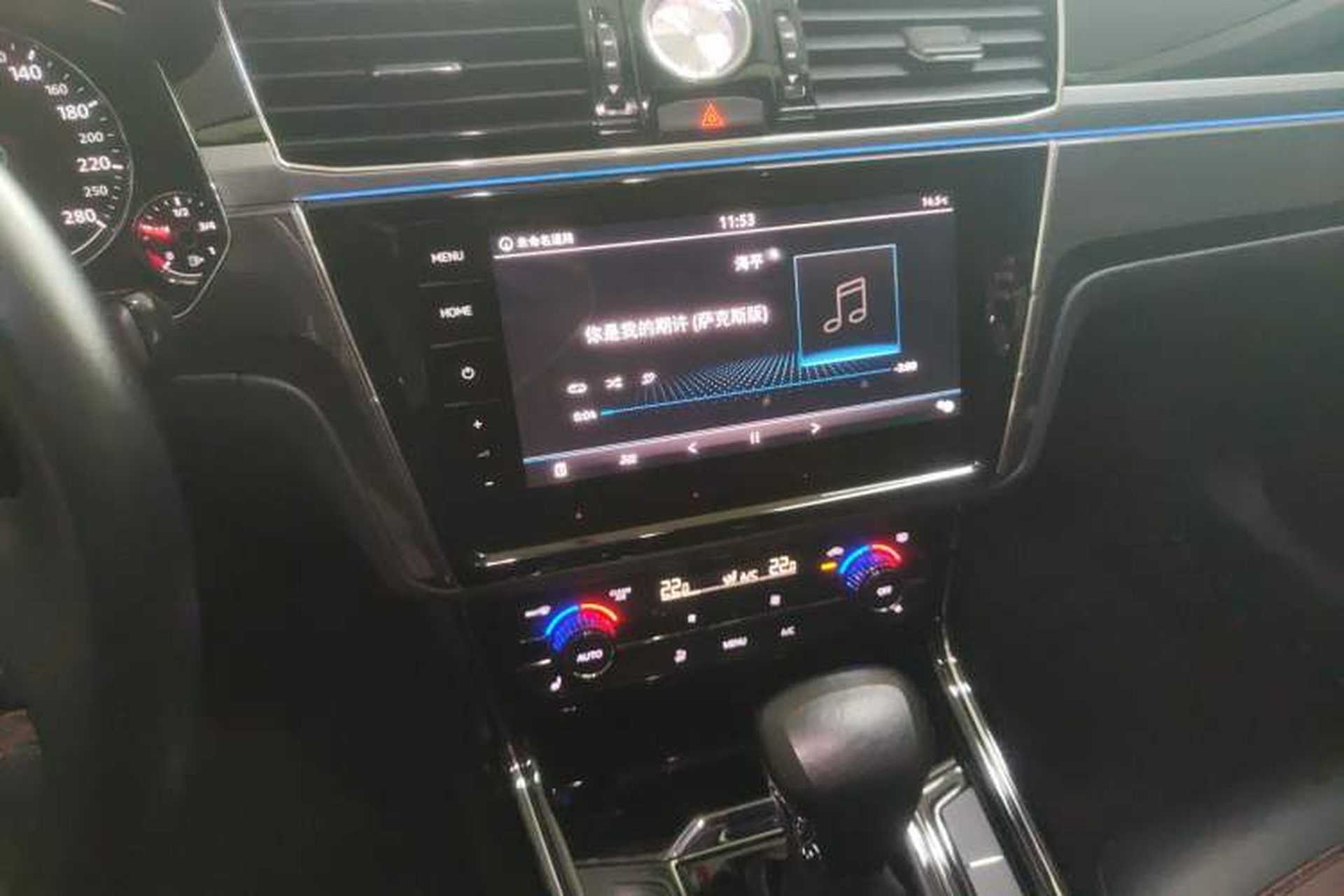 Used Volkswagen Phideon 2018 Revised Version 380TSI Two-Wheel Drive Business Edition Audio And AC Panel