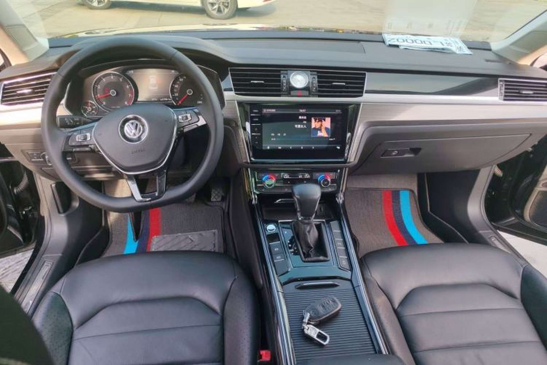 Used Volkswagen Phideon 2018 Revised Version 380TSI Two-Wheel Drive Business Edition Center Console