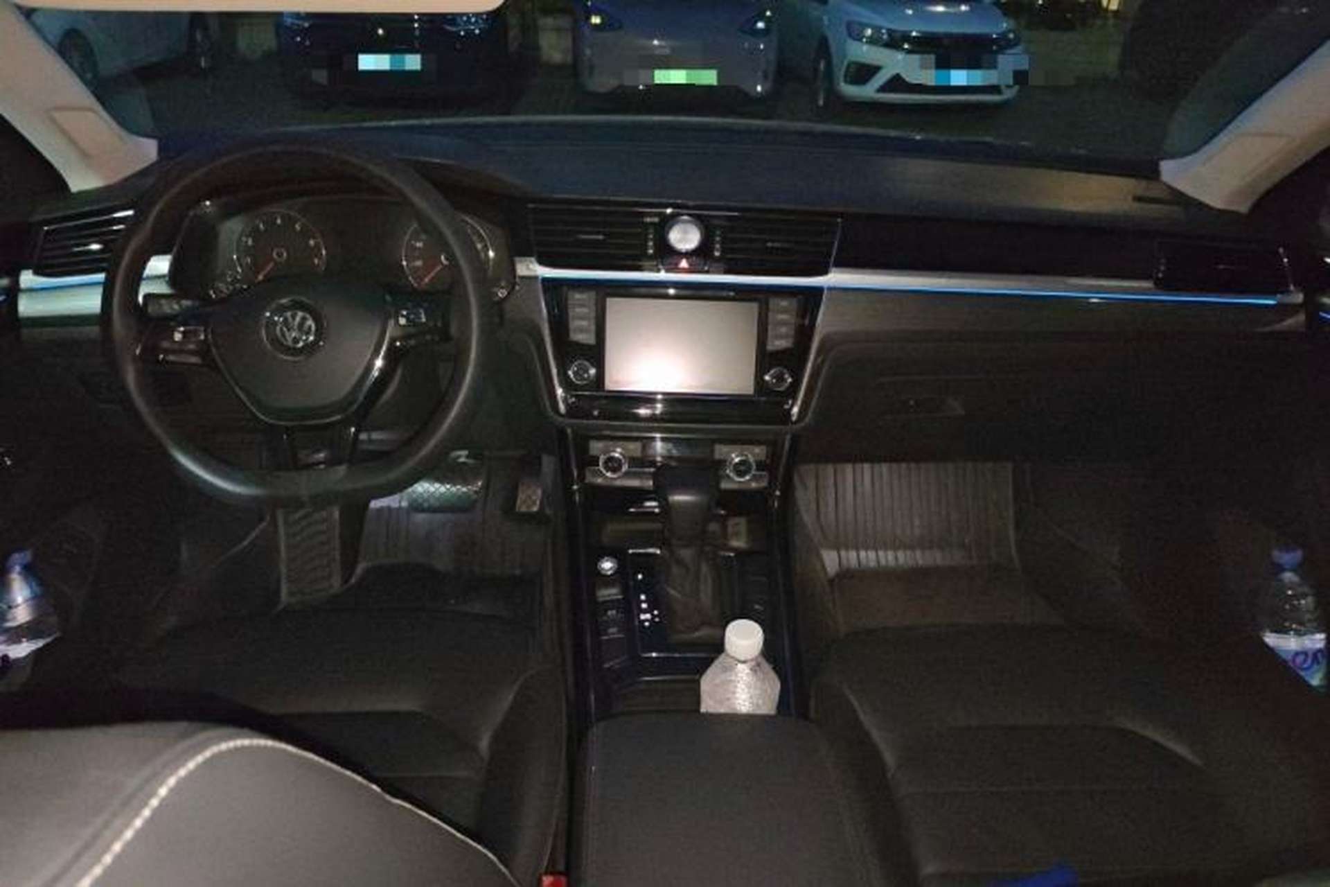 Used Volkswagen Phideon 2018 380TSI Two-Wheel Drive Business Edition Center Console