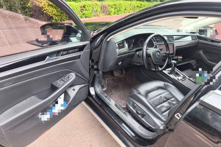 Used Volkswagen Phideon 2018 Revised Version 380TSI Two-Wheel Drive Business Edition Driver Seat