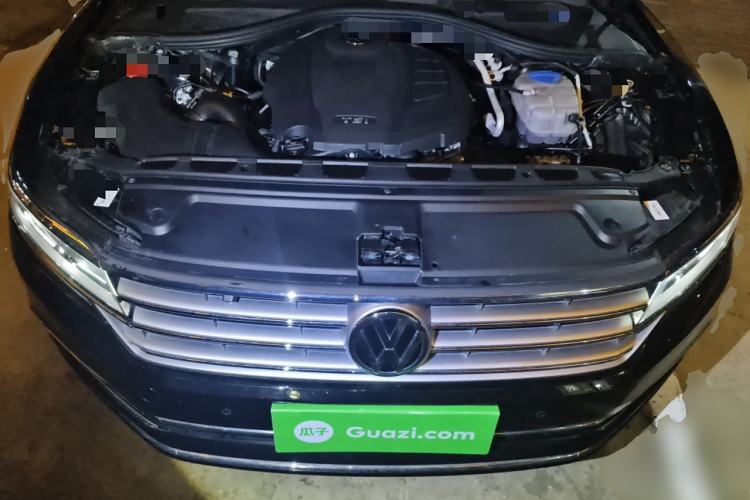Used Volkswagen Phideon 2018 Revised Version 380TSI Two-Wheel Drive Business Edition Engine Bay