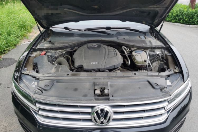 Used Volkswagen Phideon 2018 Revised Version 380TSI Two-Wheel Drive Business Edition Engine Bay