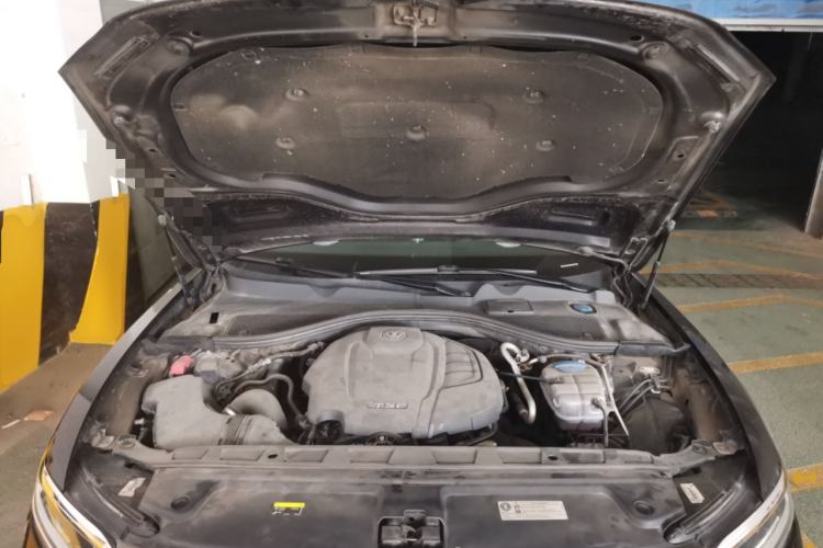 Used Volkswagen Phideon 2018 Revised Version 380TSI Two-Wheel Drive Business Edition Engine Bay