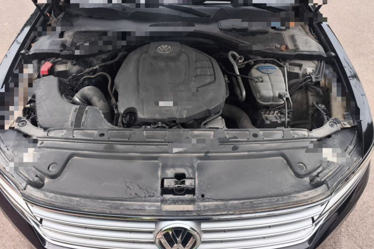 Used Volkswagen Phideon 2018 Revised Version 380TSI Two-Wheel Drive Business Edition Engine Bay
