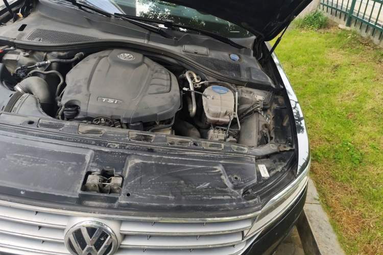 Used Volkswagen Phideon 2018 Revised Version 380TSI Two-Wheel Drive Business Edition Engine Bay Left