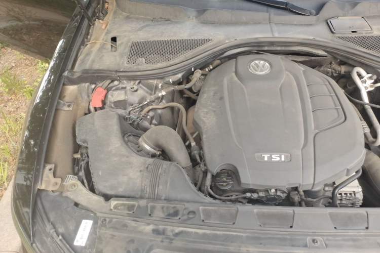 Used Volkswagen Phideon 2018 380TSI Two-Wheel Drive Business Edition Engine Bay Right