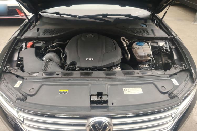 Used Volkswagen Phideon 2018 Revised Version 380TSI Two-Wheel Drive Business Edition Engine Bay