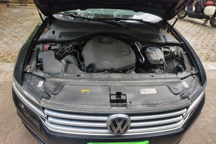 Used Volkswagen Phideon 2018 Revised Version 380TSI Two-Wheel-Drive Flagship Edition Engine Bay