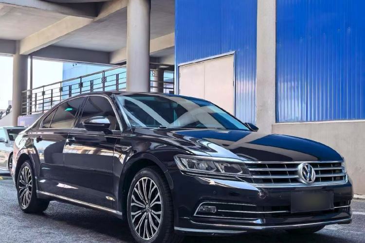 Used Volkswagen Phideon 2018 Revised Version 380TSI Two-Wheel Drive Business Edition Exterior 1