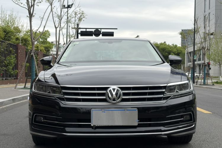 Used Volkswagen Phideon 2018 Revised Version 380TSI Two-Wheel Drive Business Edition
