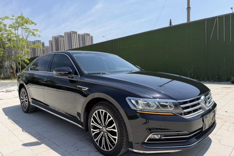 Used Volkswagen Phideon 2018 Revised Version 380TSI Two-Wheel Drive Business Edition Exterior 2