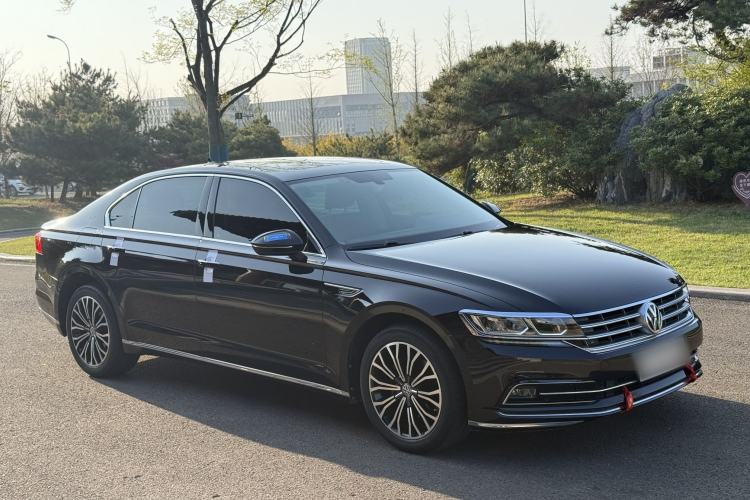 Used Volkswagen Phideon 2018 Revised Version 380TSI Two-Wheel Drive Business Edition Exterior 2