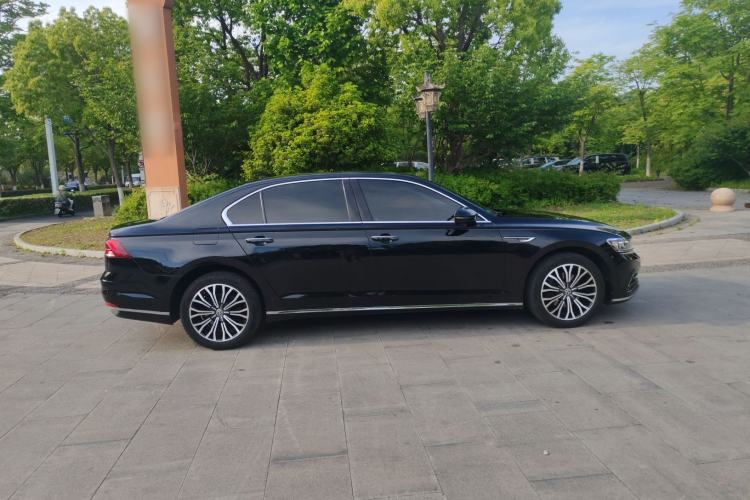 Used Volkswagen Phideon 2018 Revised Version 380TSI Two-Wheel Drive Business Edition Exterior 4
