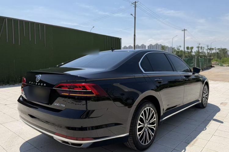 Used Volkswagen Phideon 2018 Revised Version 380TSI Two-Wheel Drive Business Edition Exterior 5