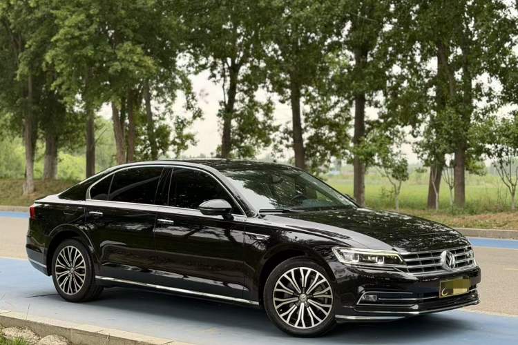 Used Volkswagen Phideon 2018 Revised Version 380TSI Two-Wheel Drive Business Edition Exterior 6