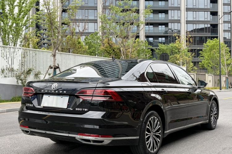 Used Volkswagen Phideon 2018 Revised Version 380TSI Two-Wheel Drive Business Edition
