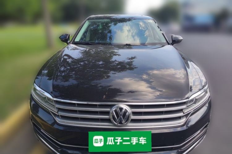 Used Volkswagen Phideon 2018 Revised Version 380TSI Two-Wheel Drive Business Edition Front