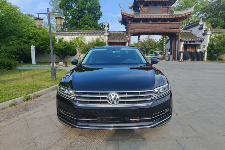Used Volkswagen Phideon 2018 Revised Version 380TSI Two-Wheel Drive Business Edition Front