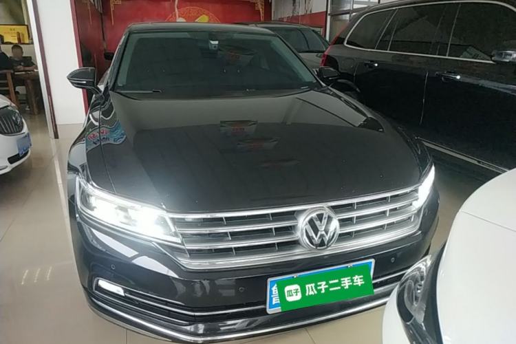 Used Volkswagen Phideon 2018 Revised Version 380TSI Two-Wheel Drive Business Edition Front