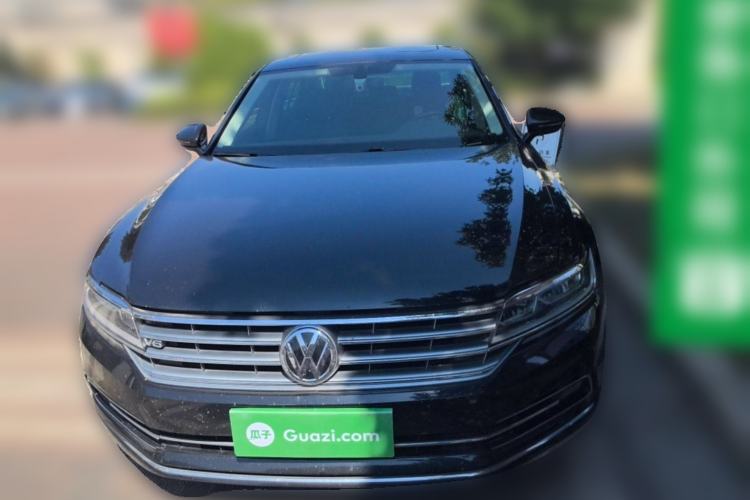 Used Volkswagen Phideon 2018 Revised Version 380TSI Two-Wheel Drive Business Edition Front