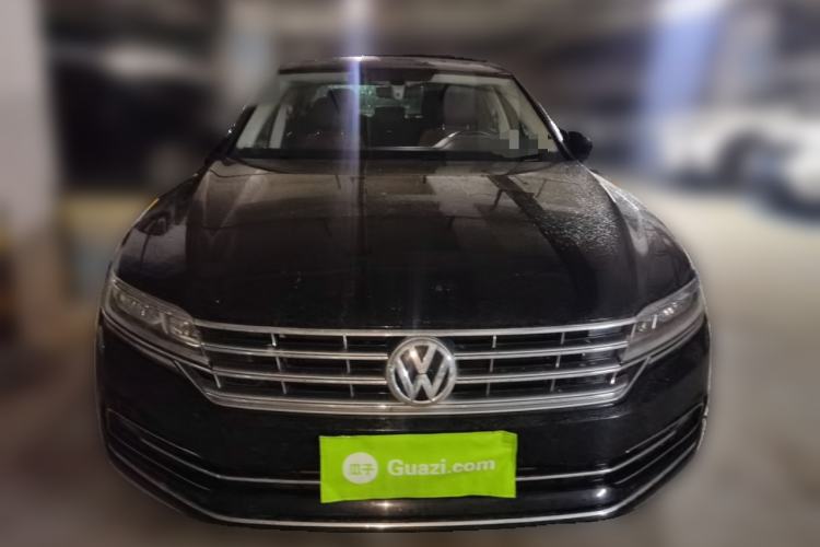 Used Volkswagen Phideon 2018 Revised Version 380TSI Two-Wheel Drive Business Edition Front