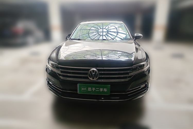 Used Volkswagen Phideon 2018 Revised Version 380TSI Two-Wheel Drive Business Edition Front