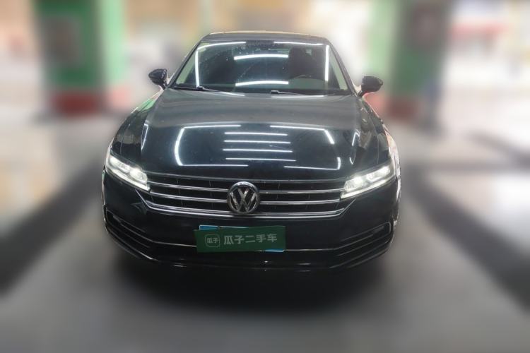 Used Volkswagen Phideon 2018 Revised Version 380TSI Two-Wheel Drive Business Edition Front