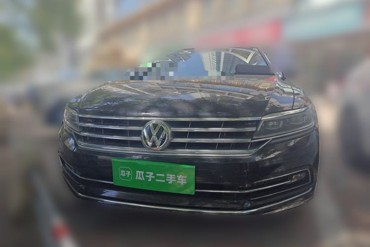 Used Volkswagen Phideon 2018 Revised Version 380TSI Two-Wheel Drive Business Edition Front